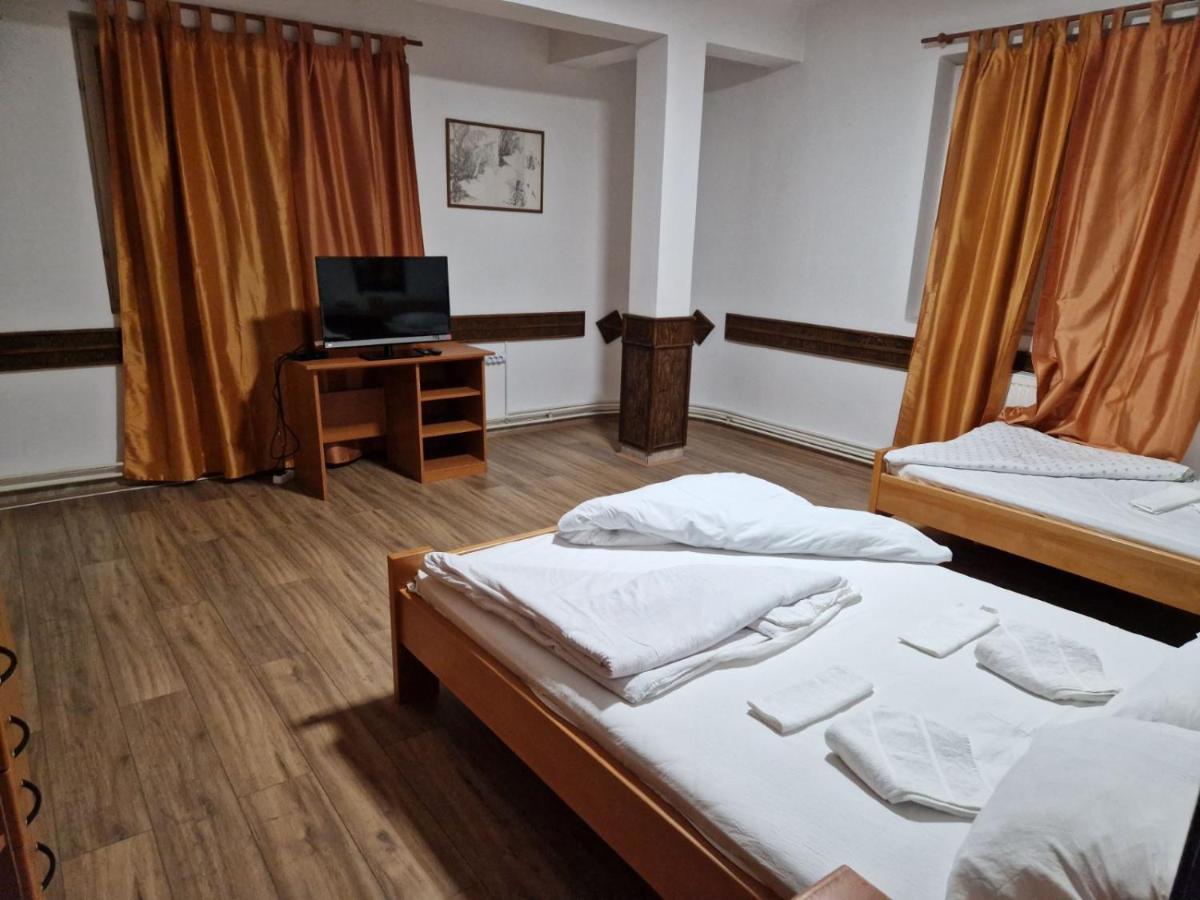 Hotel Duga Novi Sad Exteriör bild