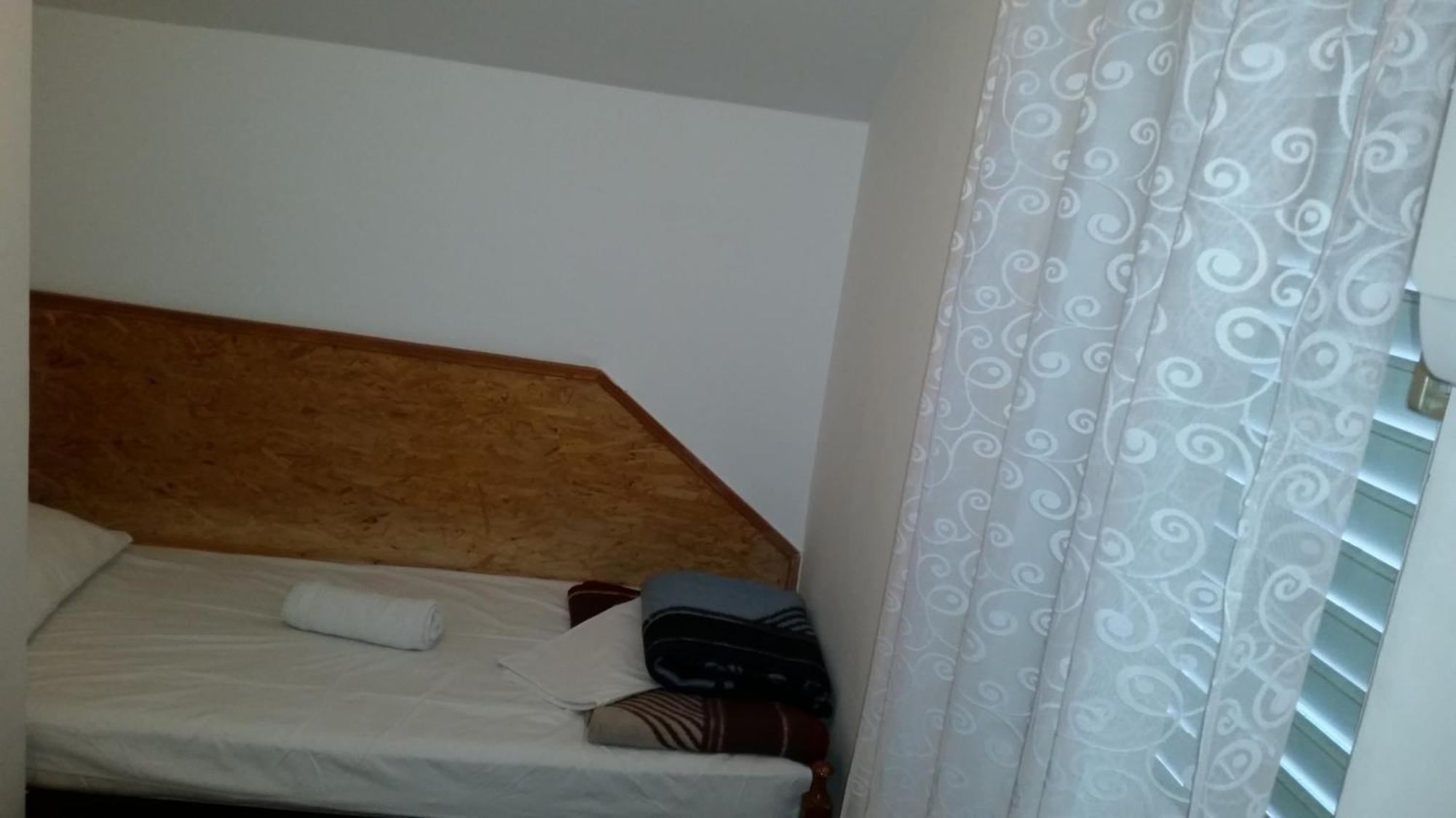 Hotel Duga Novi Sad Exteriör bild